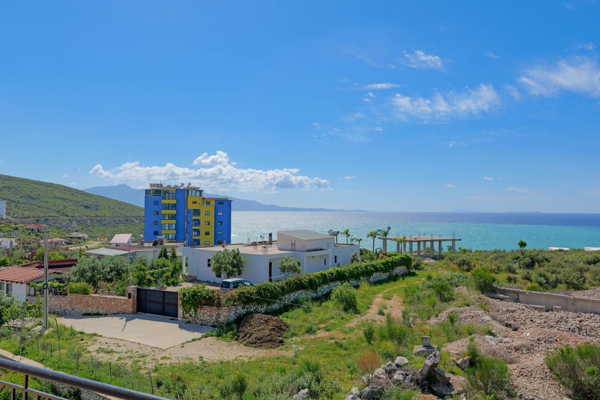 Hotel Holiday Saranda Extérieur photo